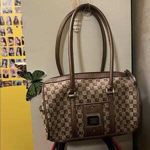 Liz Claiborne signature Mini Satchel/barrel purse